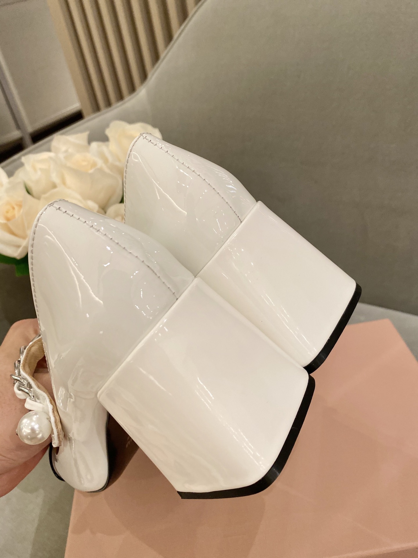 Women's high heels